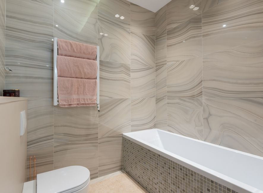 Ceramic and porcelain bathroom tile installation